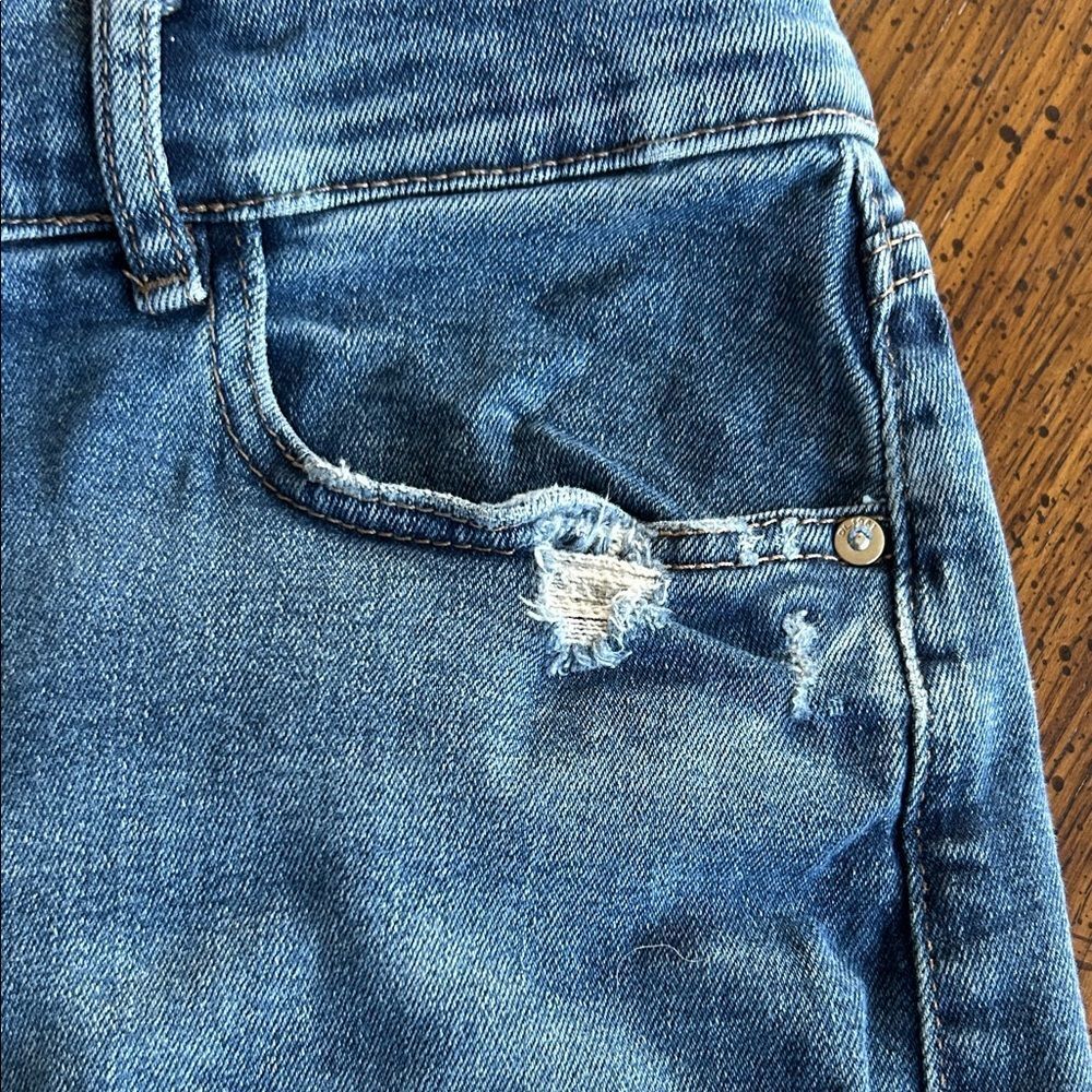 DL1961 Riley Boyfriend Jeans 30 Distressed - Picture 9 of 10